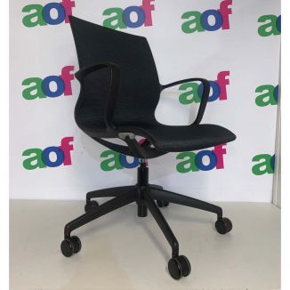 Second Hand Boss Design Chair with Arms