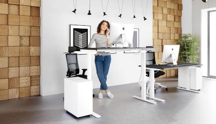 Modern Office Desks: A Variety of Styles
